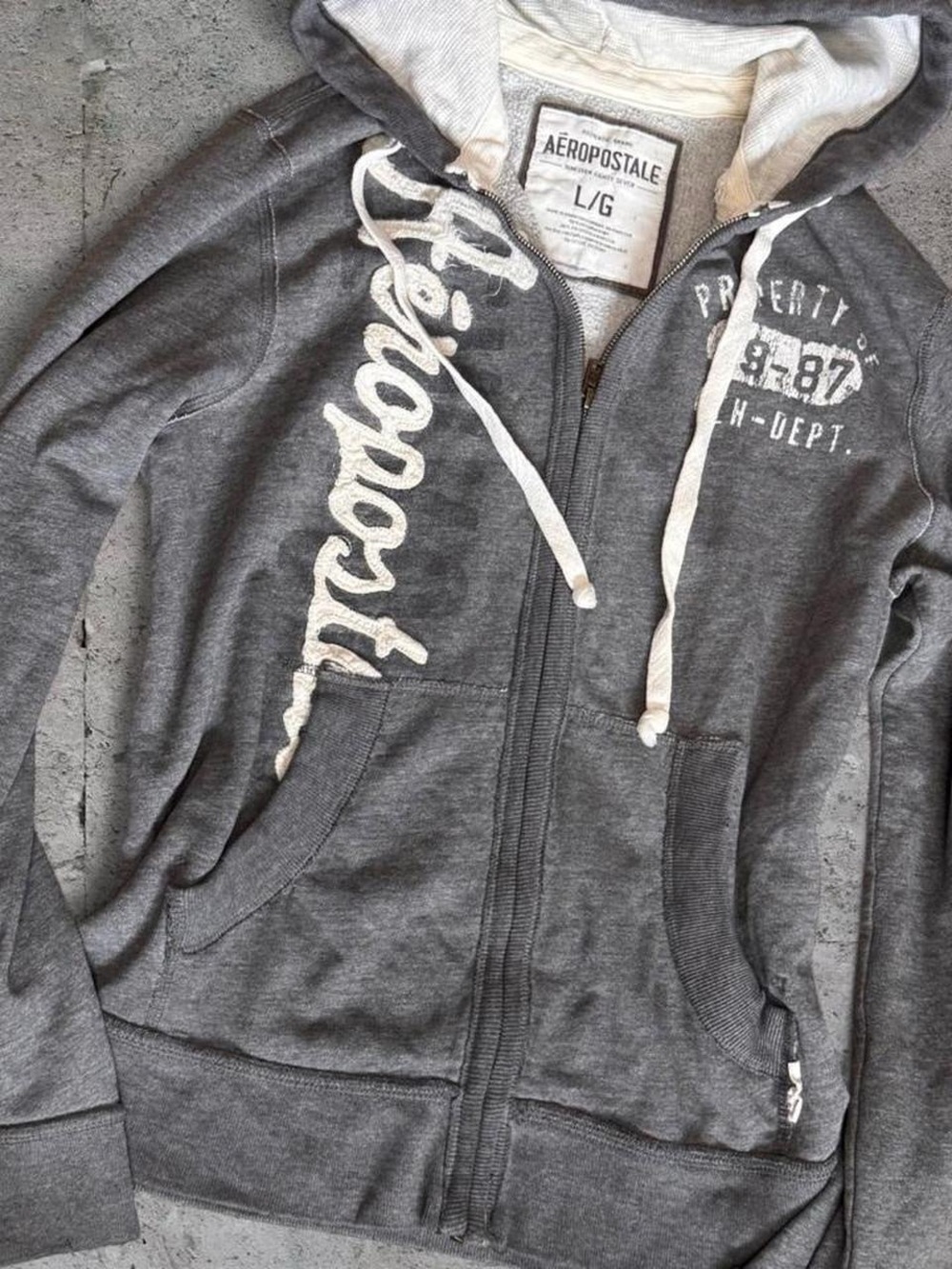 Aeropostale Vintage Y2K Grey Zip Hoodie